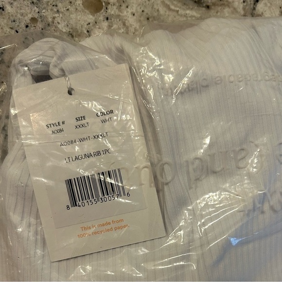 Andie Swim The Laguna One Piece White Ribbed Size XXXLT - Picture 4 of 6